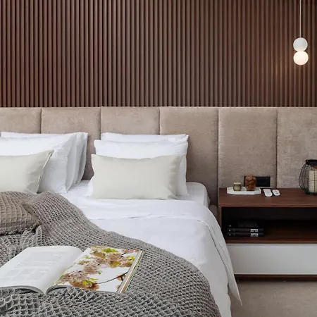 Luxury Terra & Aria Dalmatica Heated Pool Sauna & Jacuzzi
