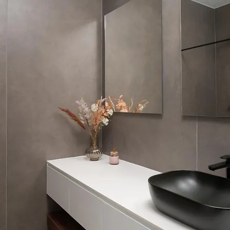Luxury Terra & Aria Dalmatica Heated Pool Sauna & Jacuzzi * Sikovo