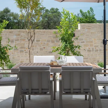 Luxury Terra & Aria Dalmatica Heated Pool Sauna & Jacuzzi Villa *