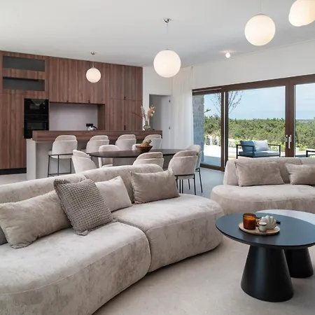 Luxury Terra & Aria Dalmatica Heated Pool Sauna & Jacuzzi Villa