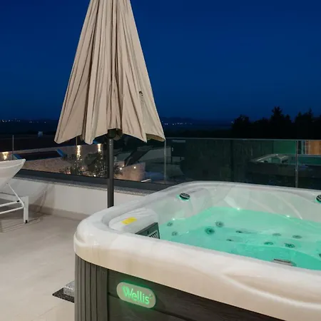 Luxury Terra & Aria Dalmatica Heated Pool Sauna & Jacuzzi * Sikovo