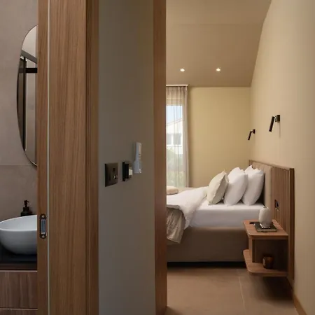 Luxury Terra & Aria Dalmatica Heated Pool Sauna & Jacuzzi Sikovo