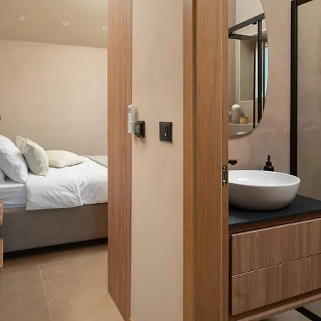 Luxury Terra & Aria Dalmatica Heated Pool Sauna & Jacuzzi Villa