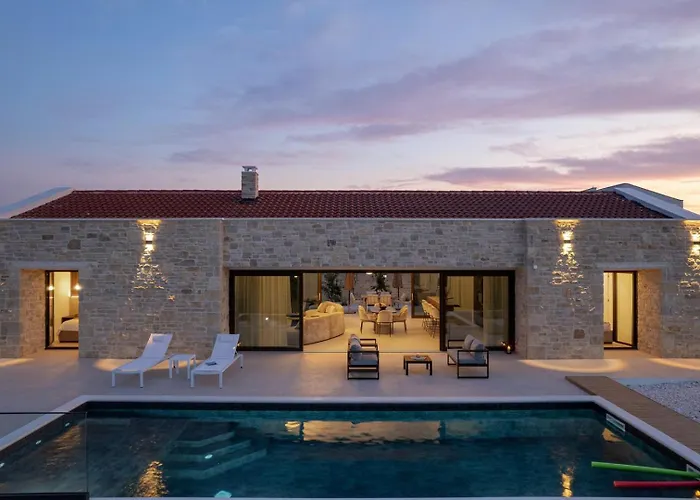 Villa Luxury Terra & Aria Dalmatica Heated Pool Sauna & Jacuzzi