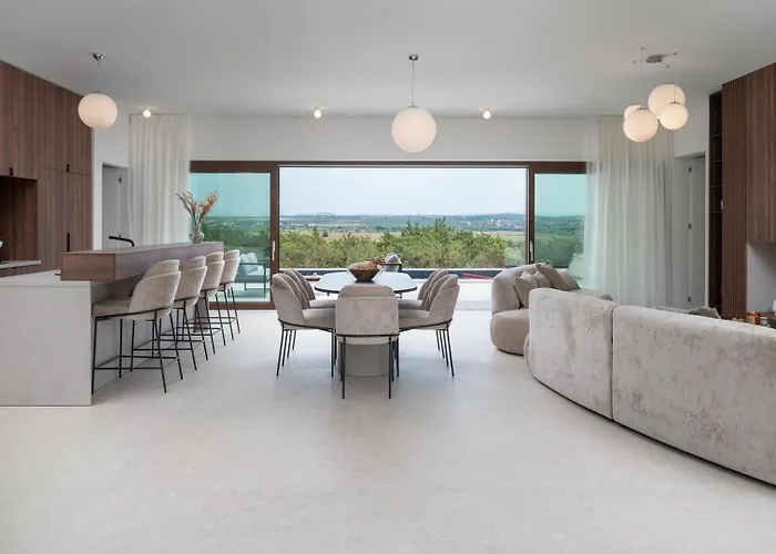 Luxury Terra & Aria Dalmatica Heated Pool Sauna & Jacuzzi Villa