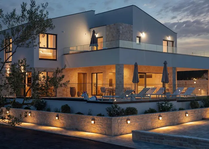 Villa Luxury Terra & Aria Dalmatica Heated Pool Sauna & Jacuzzi