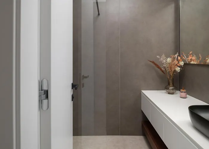 Luxury Terra & Aria Dalmatica Heated Pool Sauna & Jacuzzi Villa Sikovo