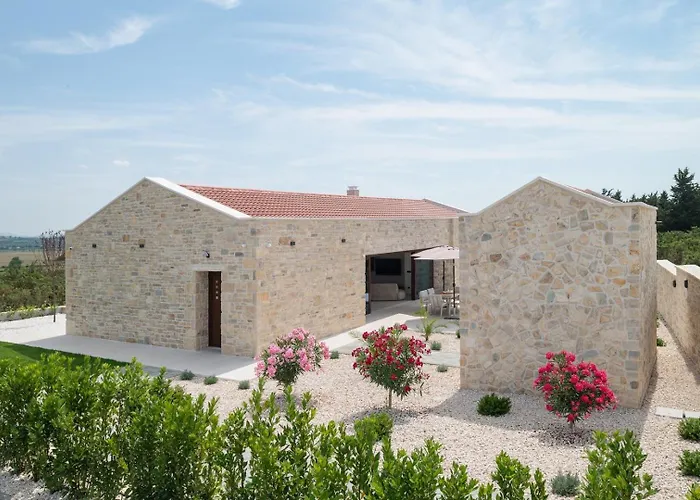 Villa Luxury Terra & Aria Dalmatica Heated Pool Sauna & Jacuzzi Sikovo