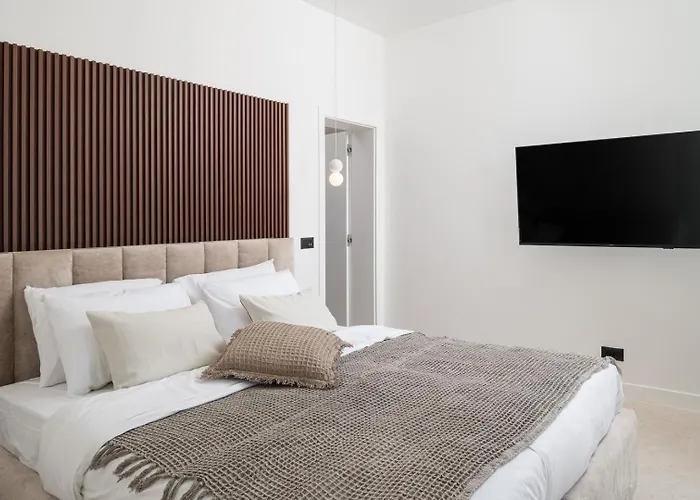 Luxury Terra & Aria Dalmatica Heated Pool Sauna & Jacuzzi Villa *